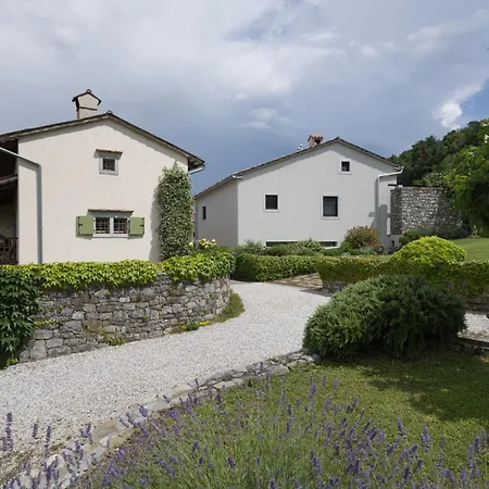 Apartment House Artes With Free Hot Tub & Sauna