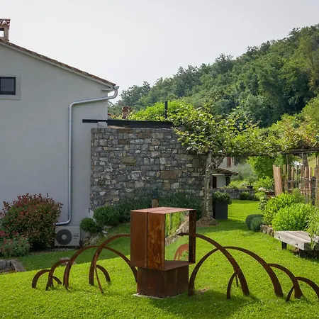 דירה House Artes With Free Hot Tub & Sauna *