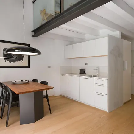 Apartment House Artes With Free Hot Tub & Sauna *